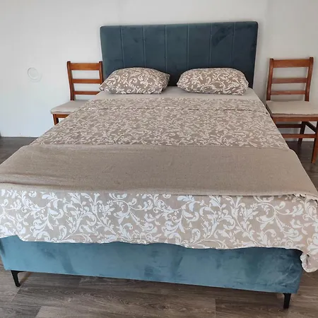 Sa Dvije Sobe Trebinje